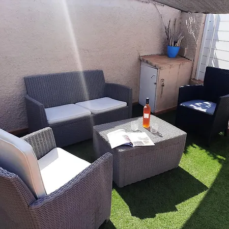 בית נופש St Cyprien Superbe Maison De *